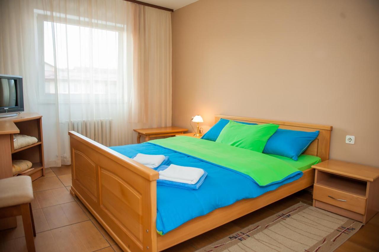 Hotel Prenociste "Nacional" Prnjavor Zewnętrze zdjęcie